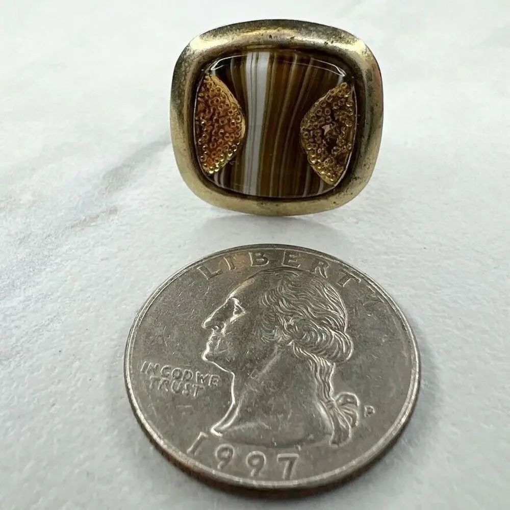 Vintage Gold Tone Striped Single Cufflink